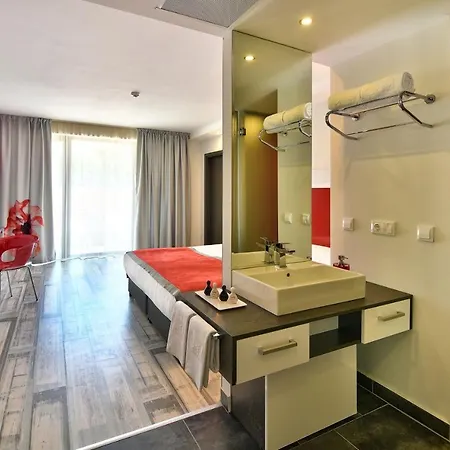 فندق Grifid Foresta (adults Only) غولدن ساندز