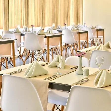 Grifid Foresta (adults Only)