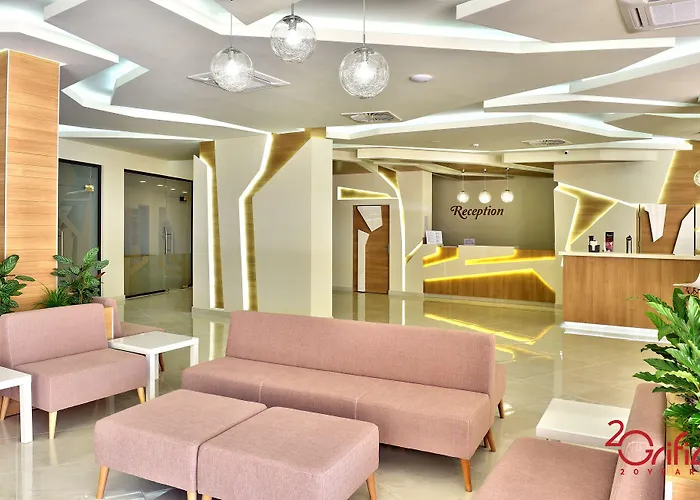 酒店 Grifid Foresta (adults Only) 3*