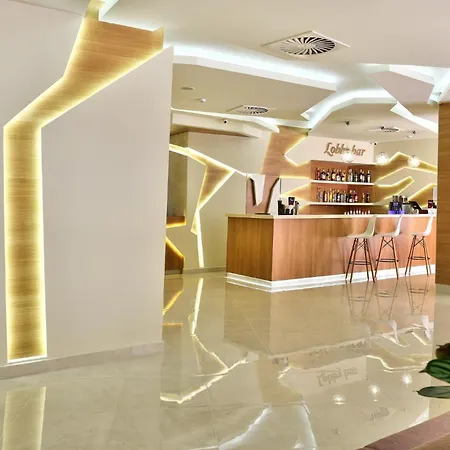Готель Grifid Foresta (adults Only) 3*