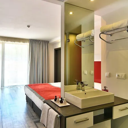 Grifid Foresta (adults Only) Готель 3*