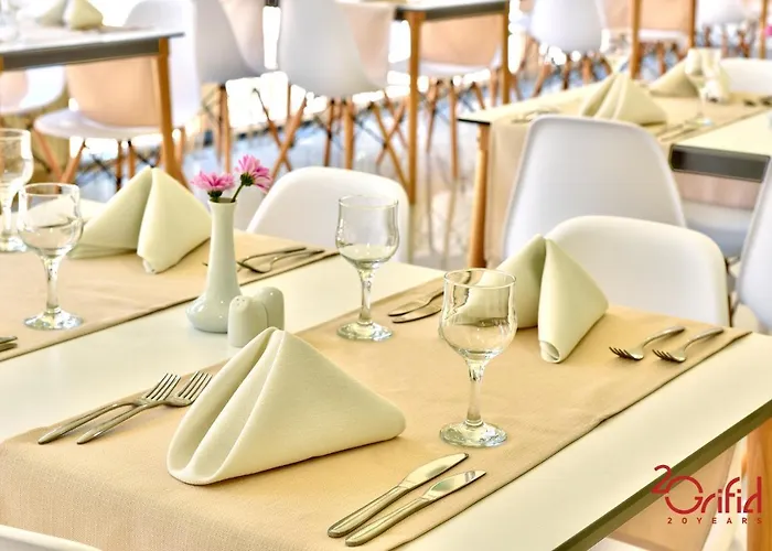 فندق Grifid Foresta (adults Only) غولدن ساندز